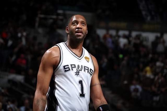 英媒：纽卡中卫博特曼即将回归