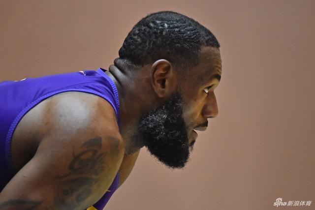 FIFPRO评选2024年度最佳阵容 梅西C罗姆巴佩在列